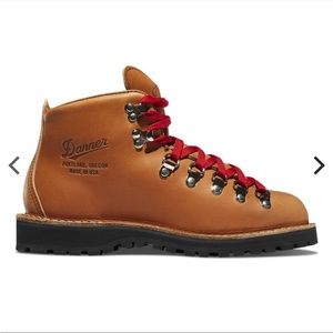 Danner mountain lite cascade